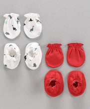 Load image into Gallery viewer, Printed Mittens &amp; Booties Pack of 2 White Red
