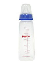 Load image into Gallery viewer, Pigeon Plastic Feeding Bottle - 240 Ml
