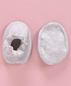 Printed Mittens & Booties Pack of 2 White Grey
