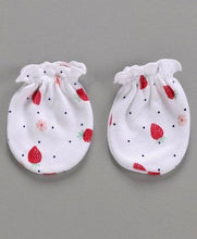 Load image into Gallery viewer, Printed Mittens &amp; Booties Pack of 2 White Peach
