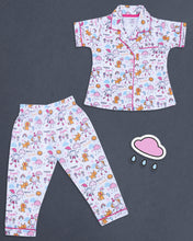 Load image into Gallery viewer, Rainy Girl Print Front Open Night Suit
