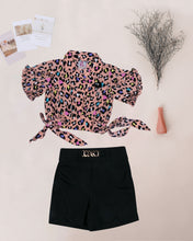 Load image into Gallery viewer, Girls Fashion Printed Top With Shorts Two Piece Set
