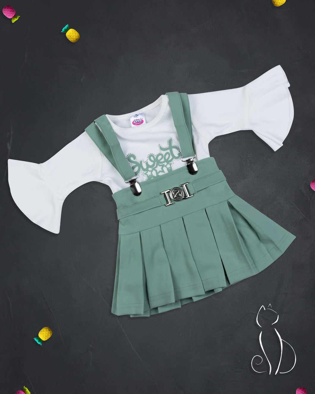 White & Green Skirt With Adjustable Belt